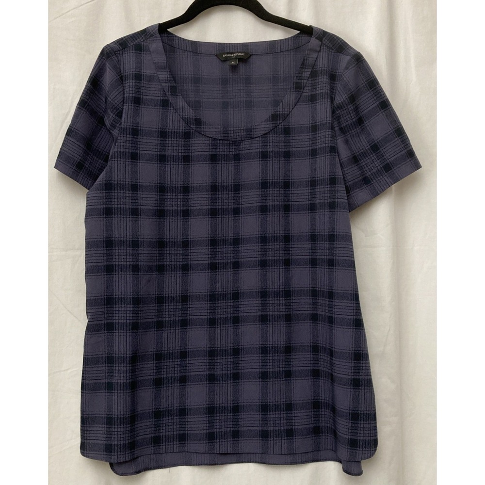 Banana Republic Women's Purple Check Short Sleeve Top - Size‎ M